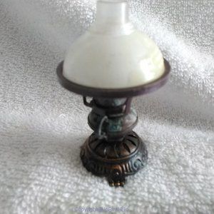 Metal & Plastic Table Lamp Figurine